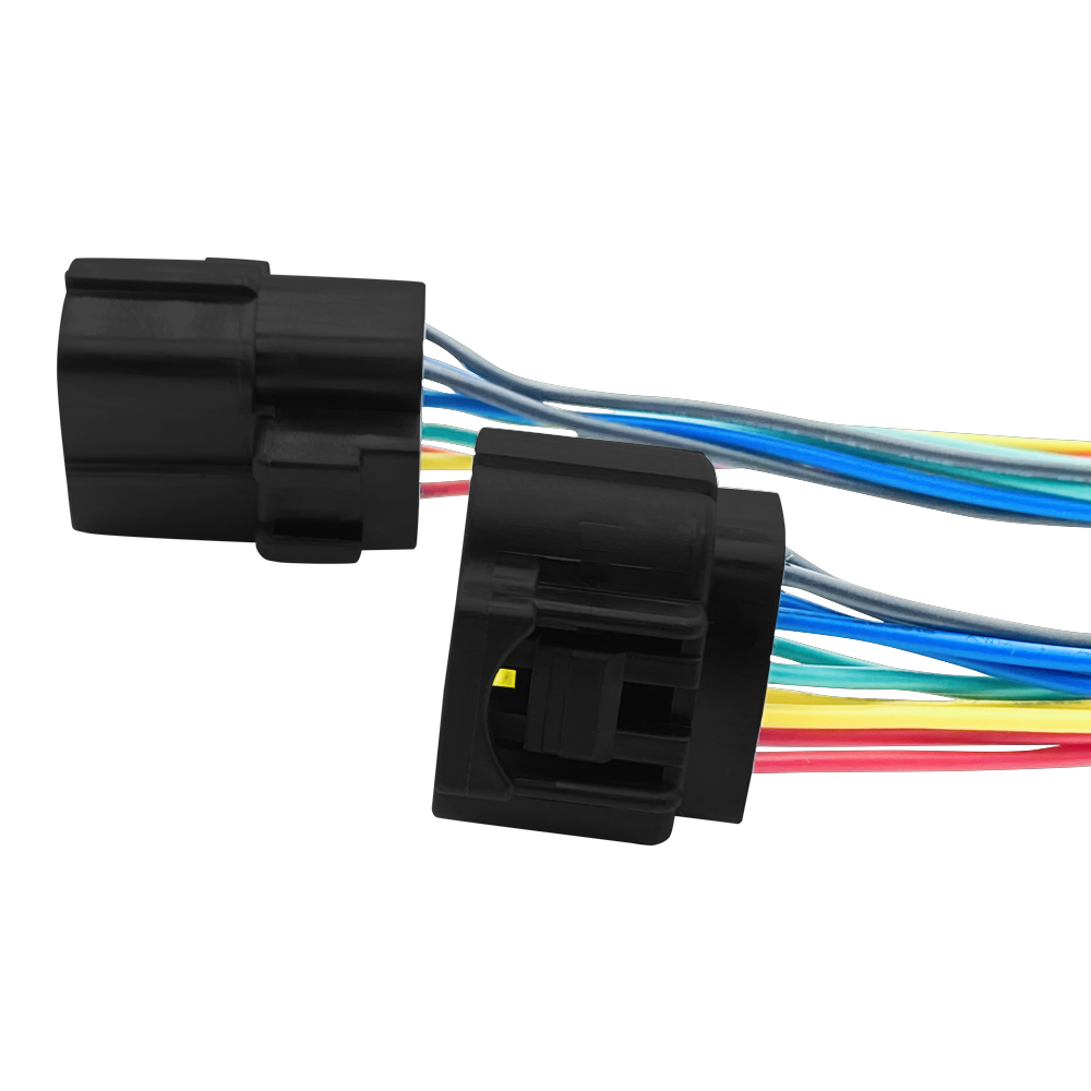 Waterproof and dustproof connector waterproof wire plug for vehicle